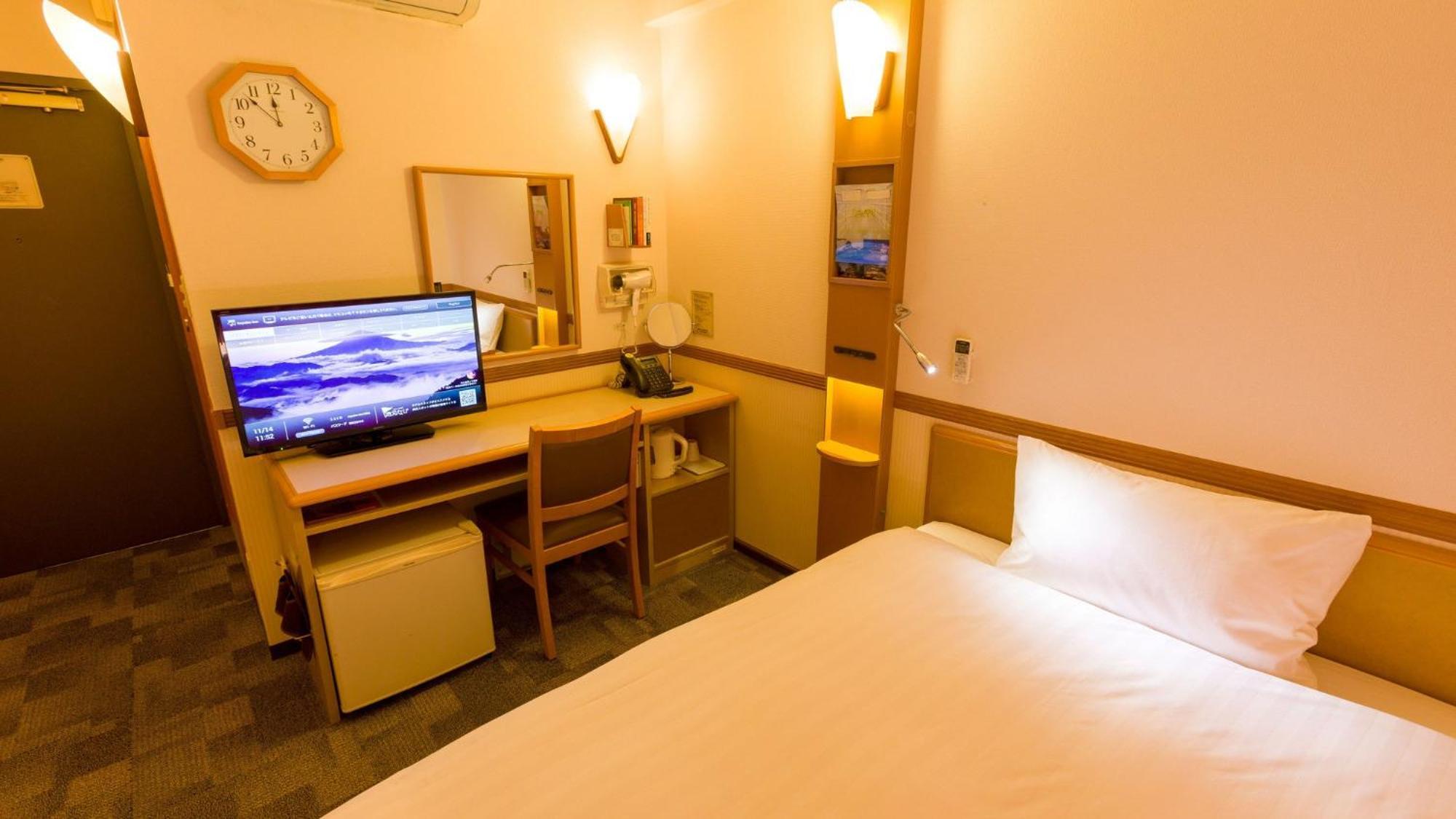 Toyoko Inn Tokyo Nihombashi Ningyocho Rum bild