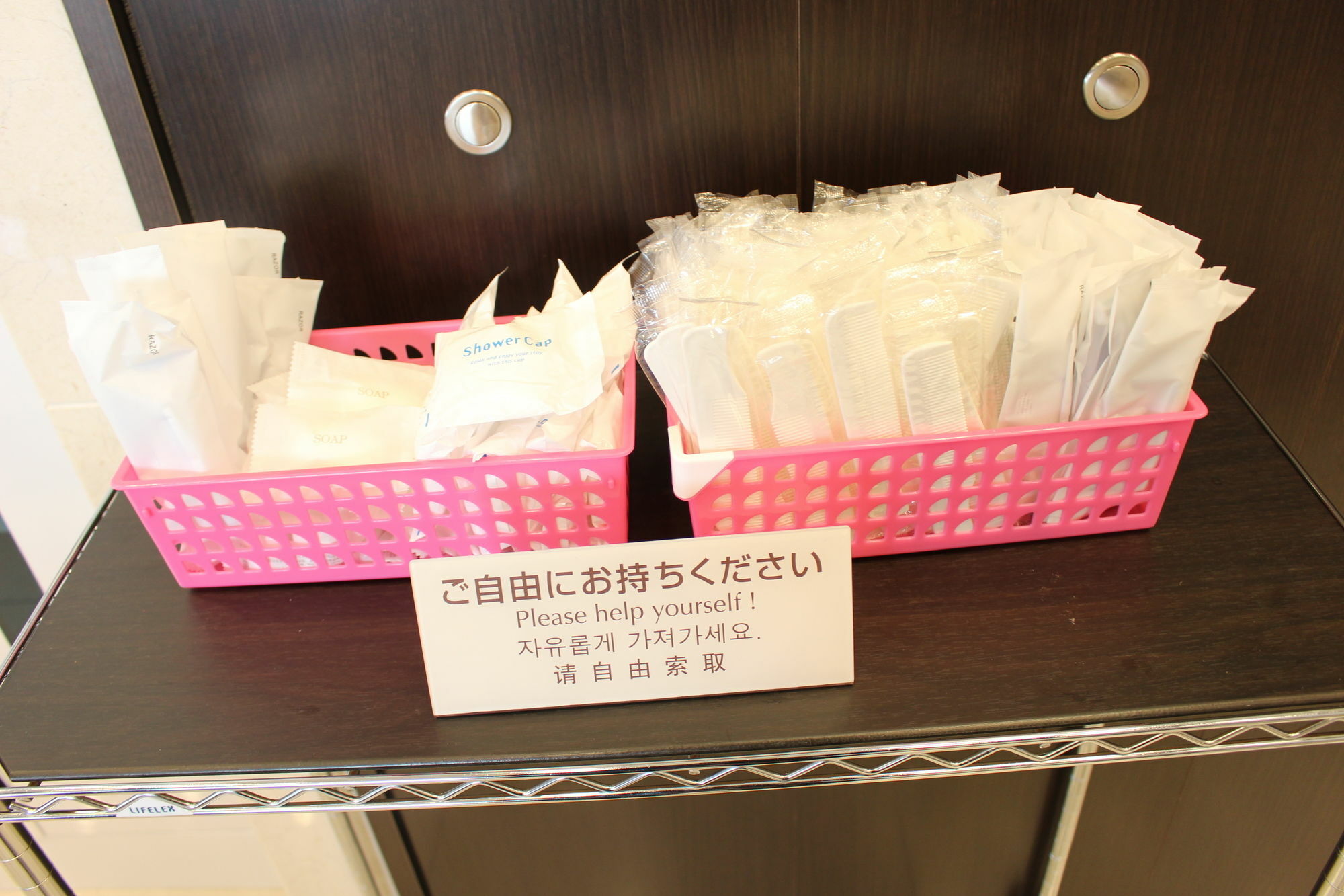 Toyoko Inn Tokyo Nihombashi Ningyocho Exteriör bild